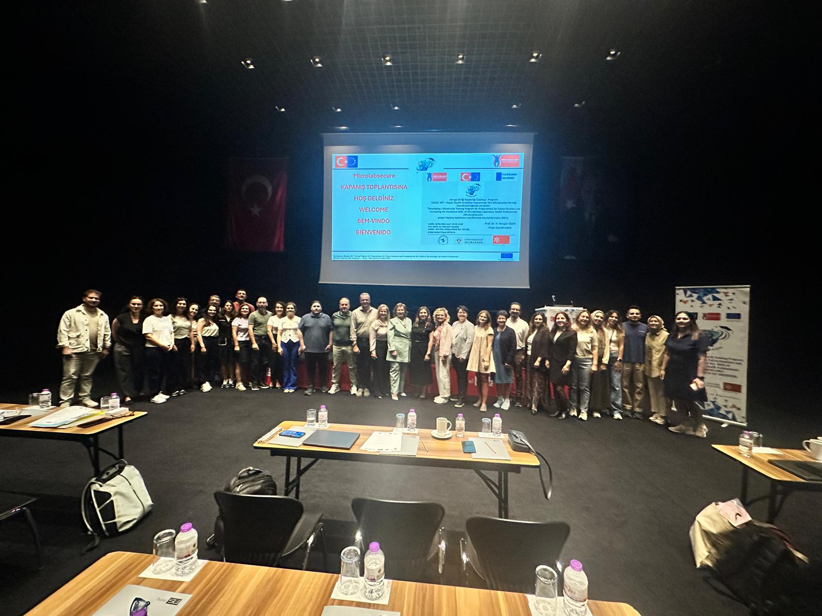 Reunión de Clausura del Proyecto MicroLabSecure Organizada por la Sociedad Turca de Microbiología Celebrada en Antalya
